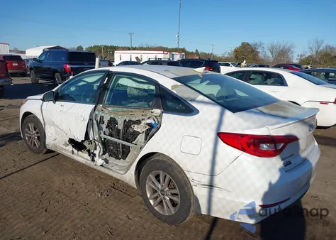 2016 Hyundai Sonata Se из США, поврежденный, VIN 5NPE24AF9GH379331